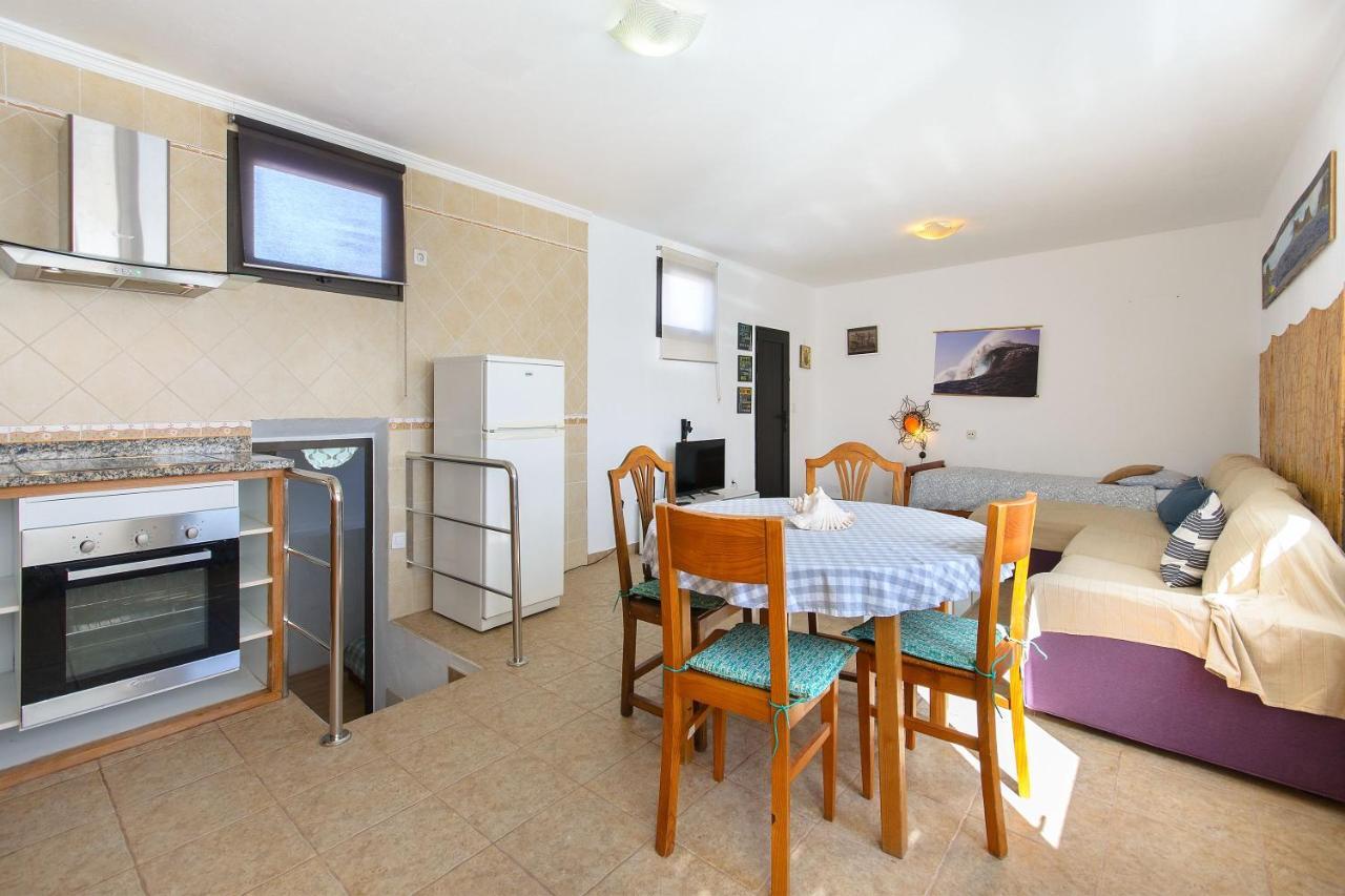 Famara Beach Apt Exterior photo